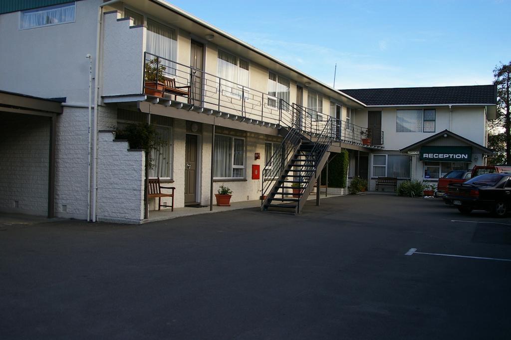 The Adelphi Christchurch Exterior foto